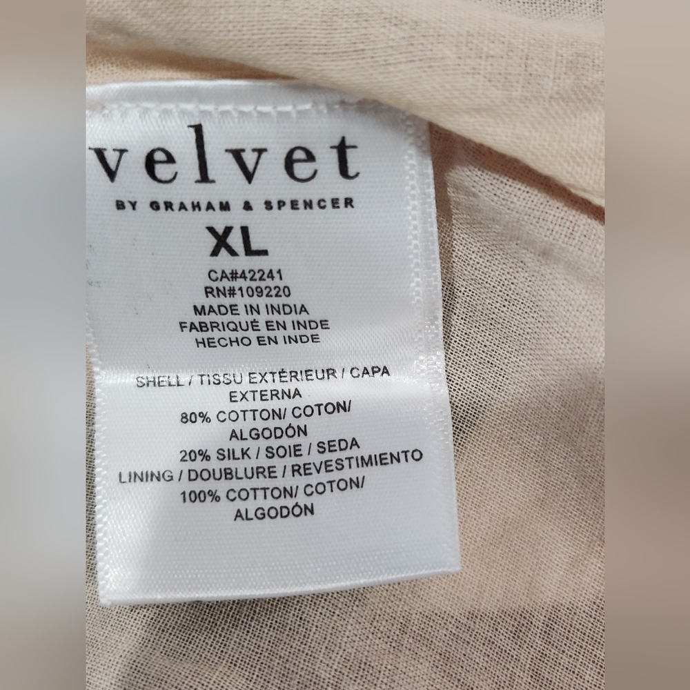 Velvet by Graham & Spencer Evereve Exclusive Silk Blend Floral Blouse - Size XL - Picture 5 of 7